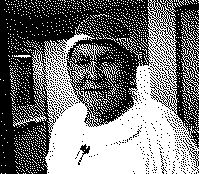 Photo de personne souriante